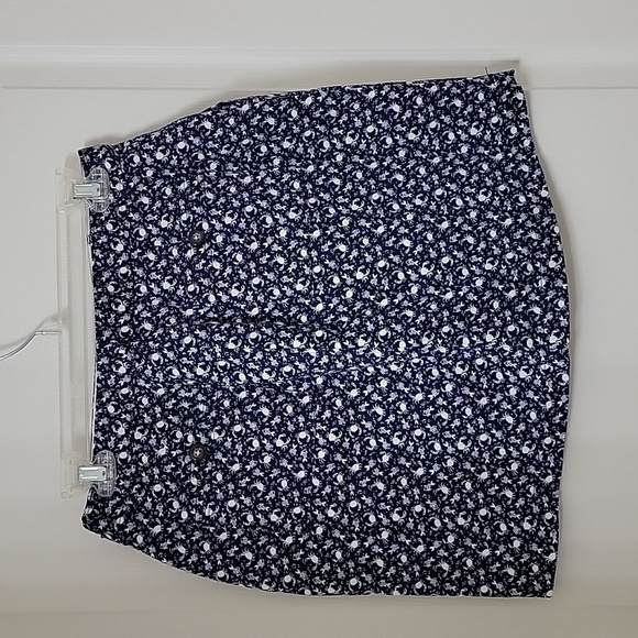Dockers, Size 4P, Every Day Skooter Skort, Blue with White Fish & Crab Pattern - Picture 2 of 10